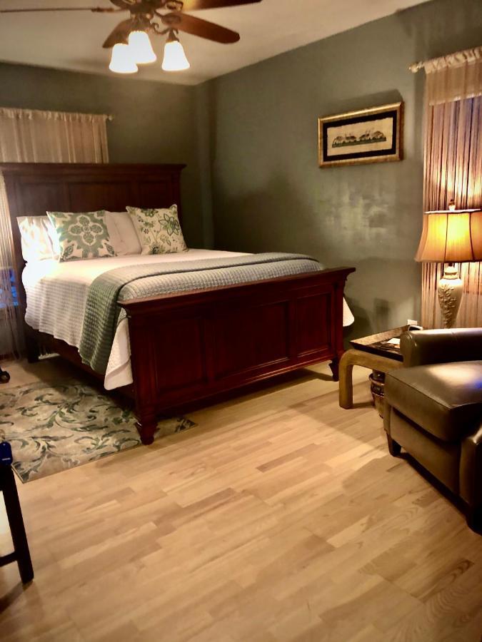 Winnie'S Bed & Breakfast Lawrenceburg Εξωτερικό φωτογραφία